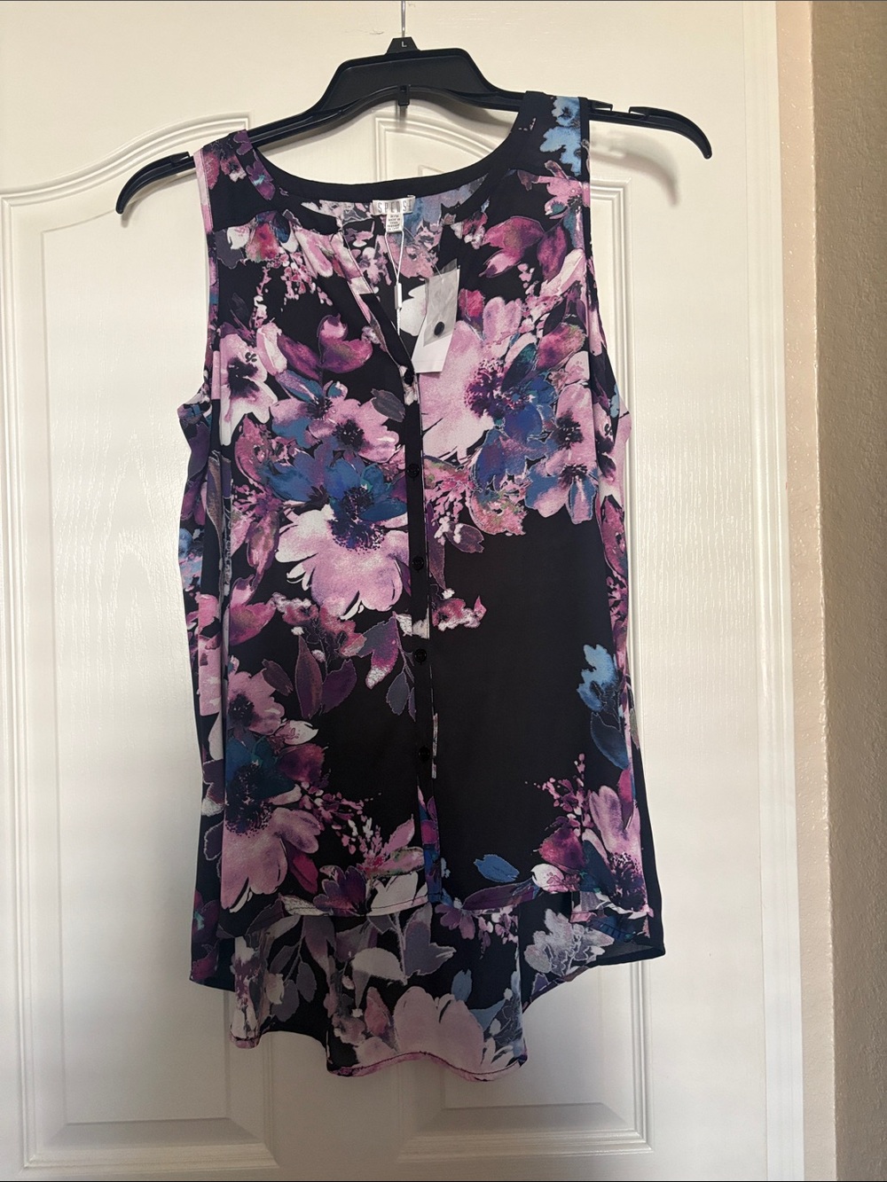 Sleeveless Floral Blouse